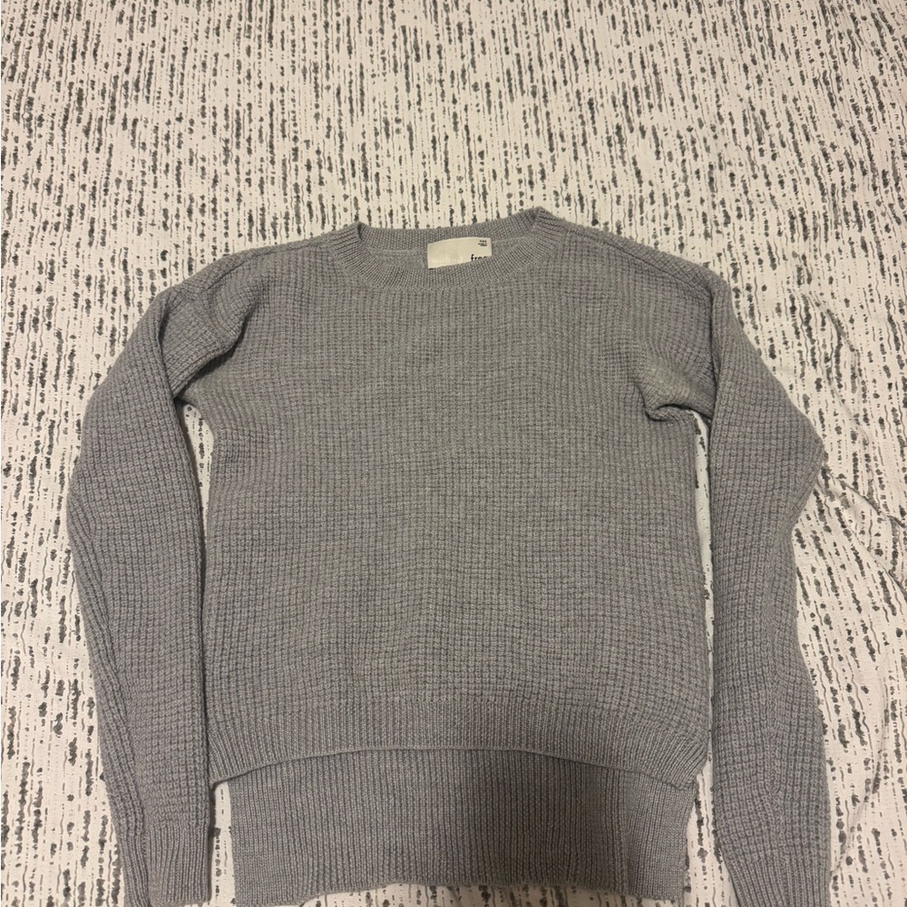 Wilfred Light Gray Crew Neck Sweater
